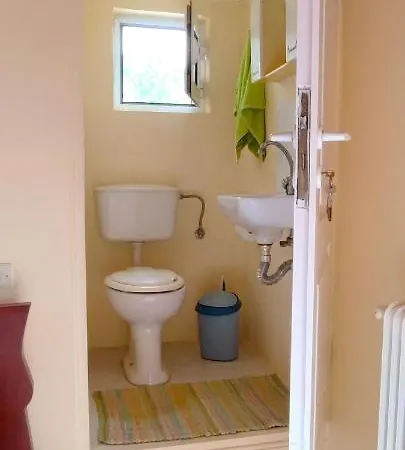 Venice Traditional Kondoyenádha